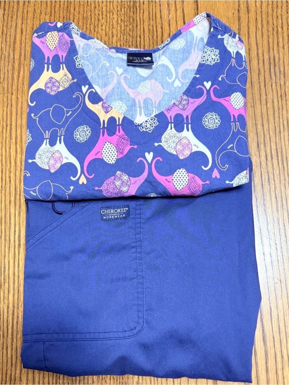 Women’s Scrub Set
